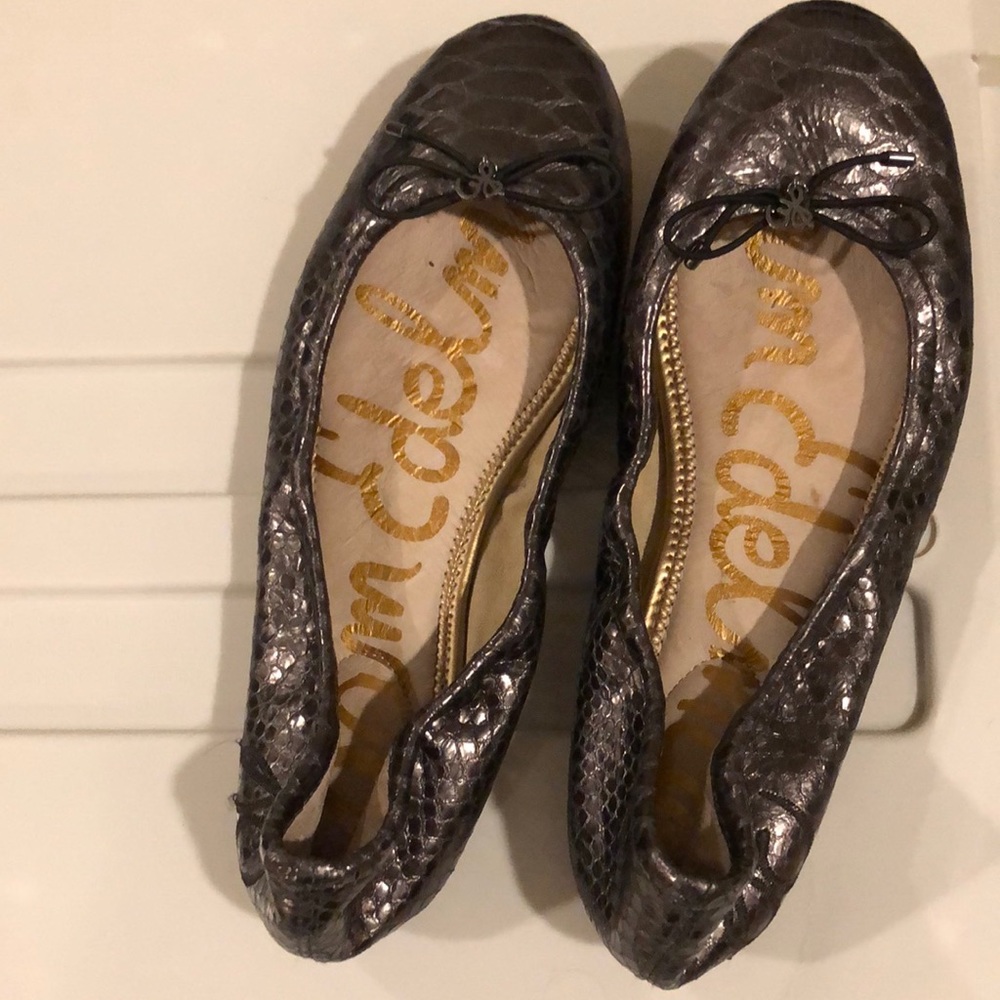 ⭐️SALE⭐️Sam Edelman Felicia Ballet Flats Metallic Liquid Snakeskin Like New 7.5